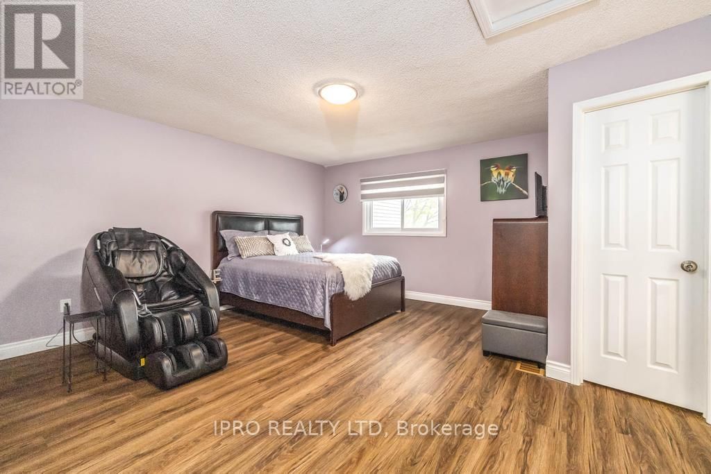26 - 2155 DUNCASTER DRIVE Image 32