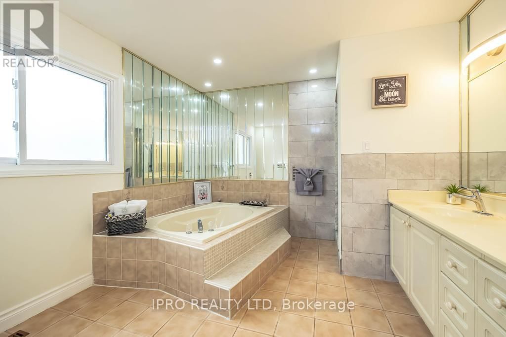 26 - 2155 DUNCASTER DRIVE Image 35
