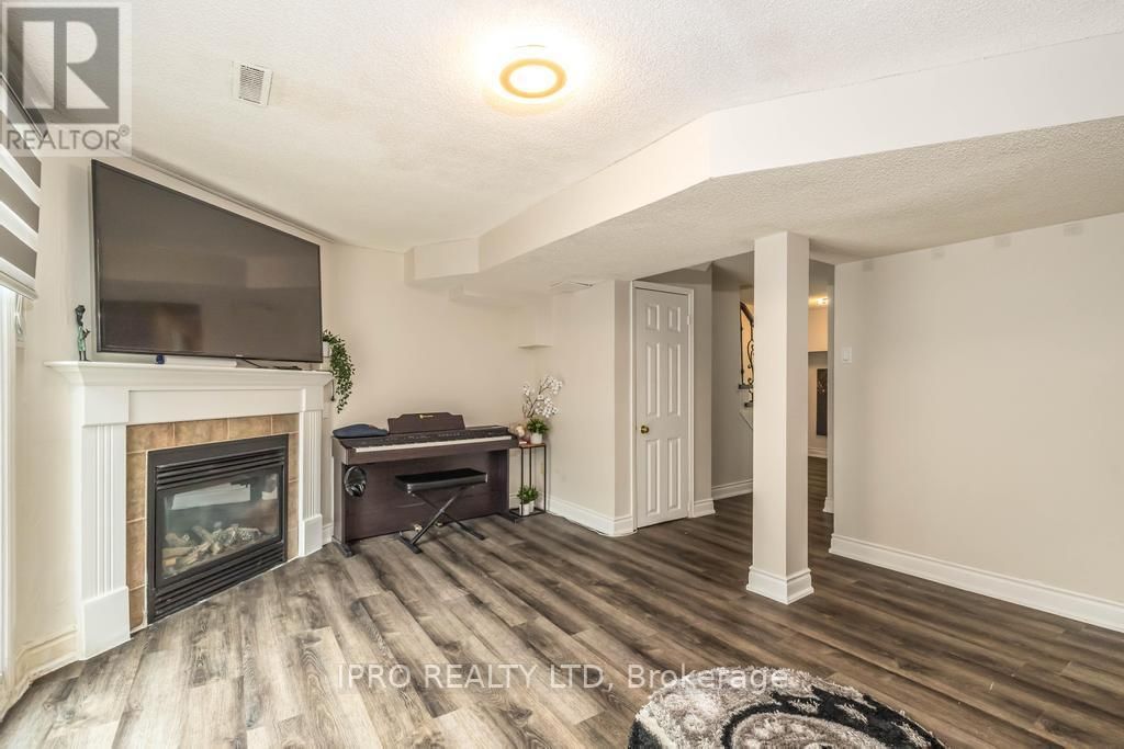 26 - 2155 DUNCASTER DRIVE Image 47