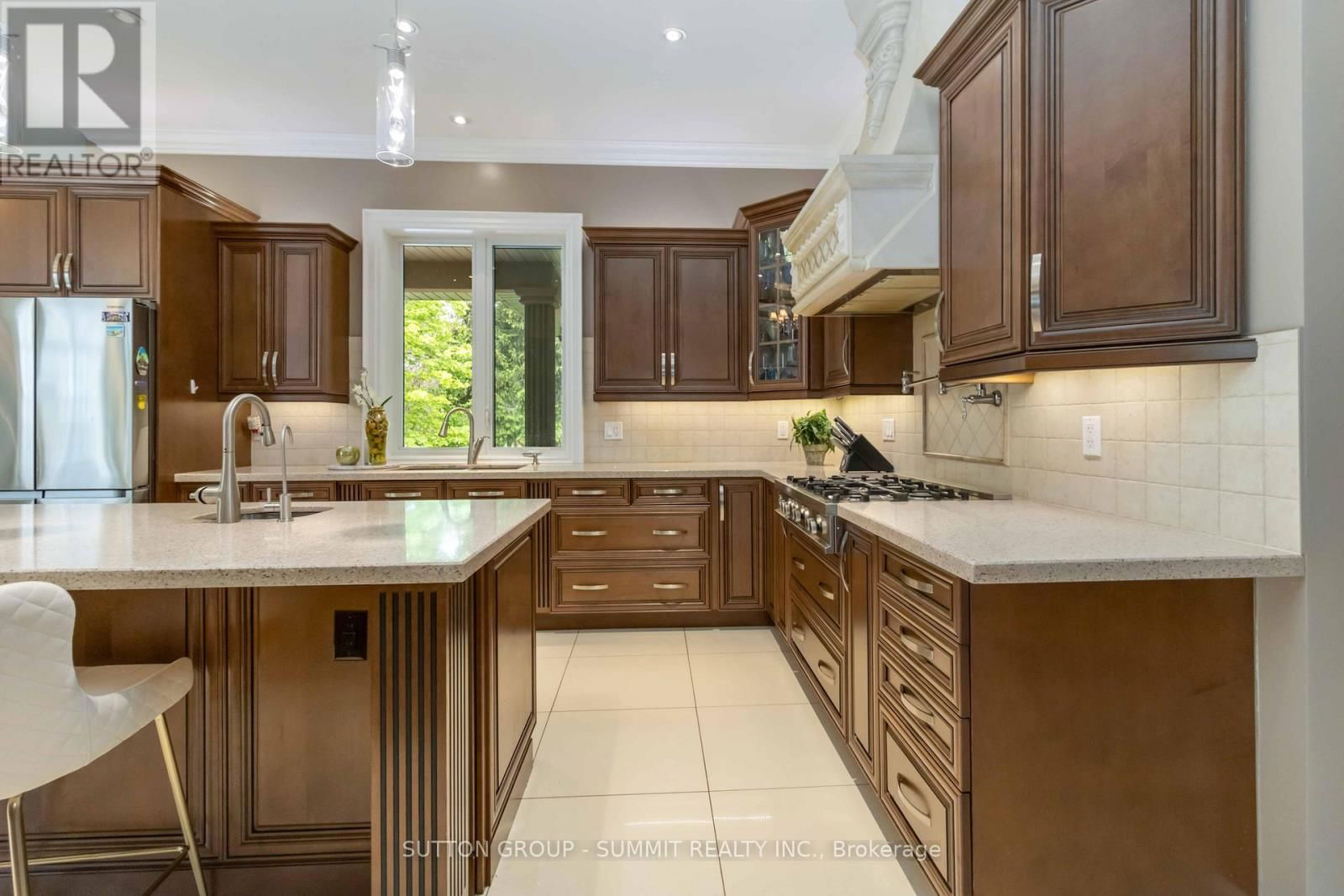 7 TRISTAN COURT Image 14