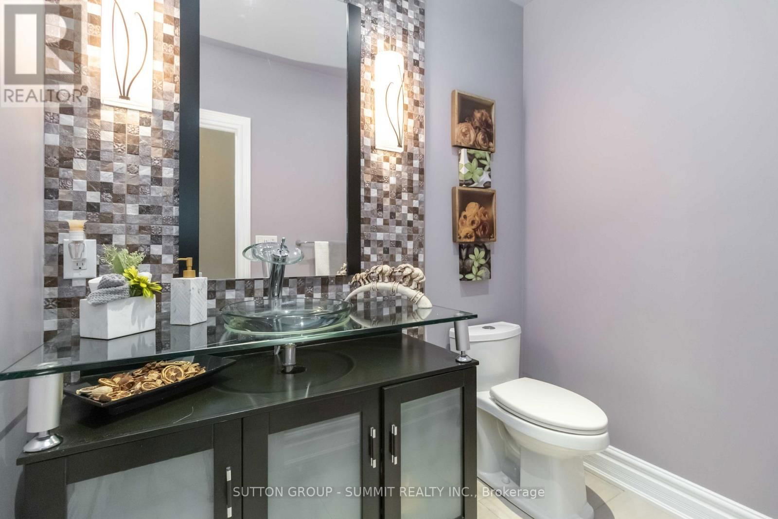 7 TRISTAN COURT Image 19