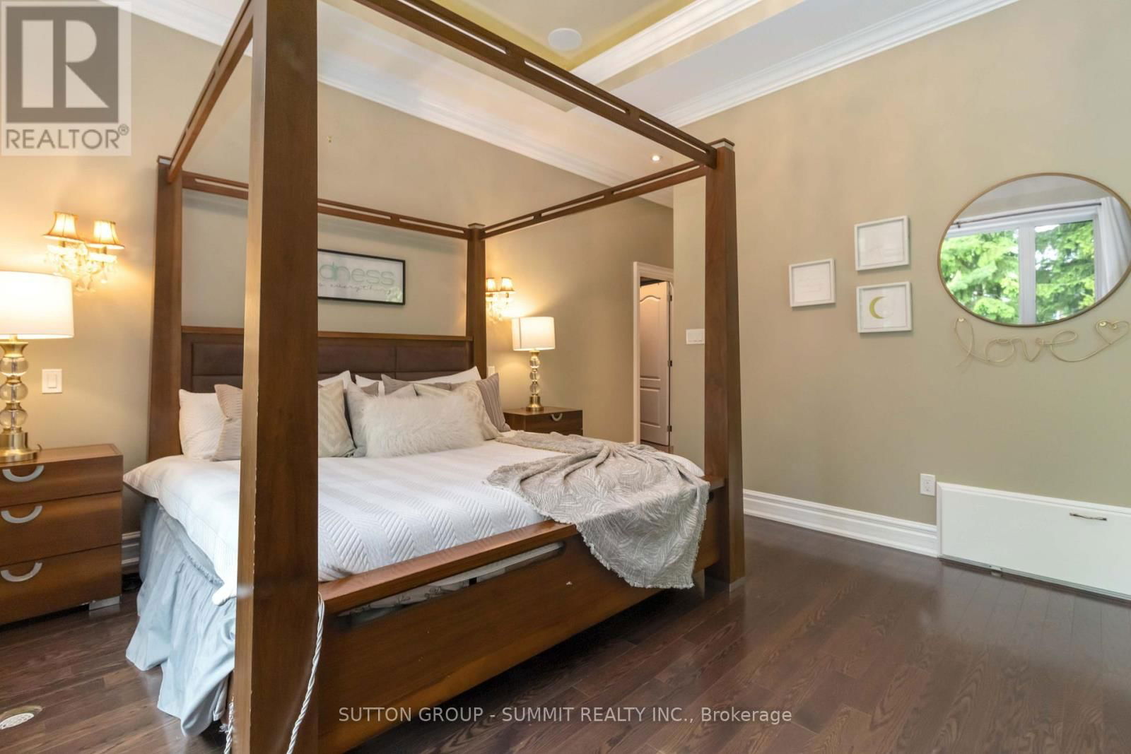 7 TRISTAN COURT Image 22