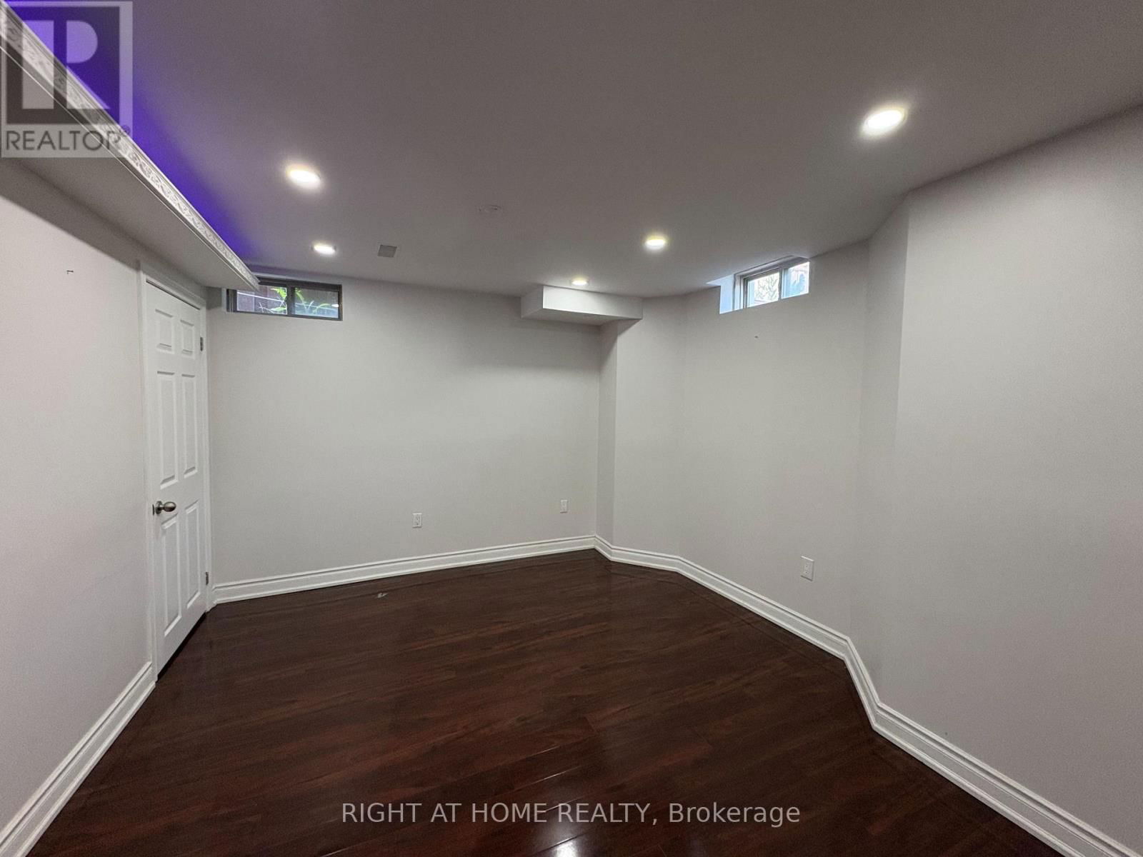 Basement - 3050 DOYLE STREET Image 17