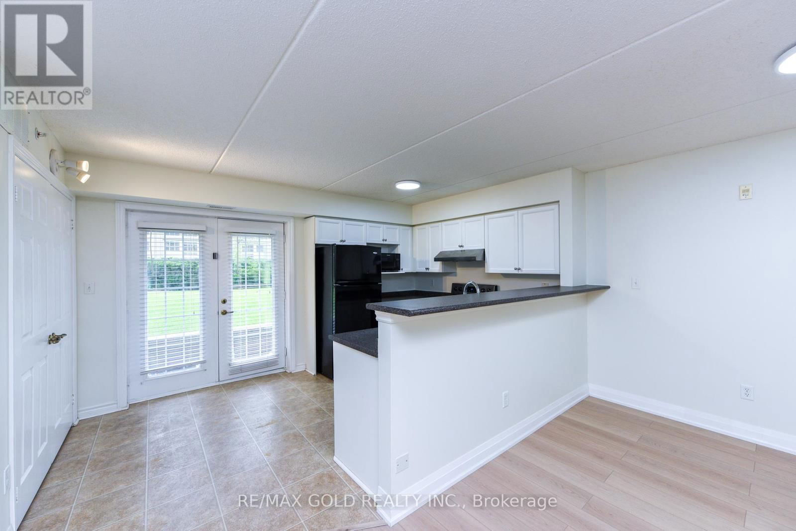 112 - 1471 MAPLE AVENUE Image 16