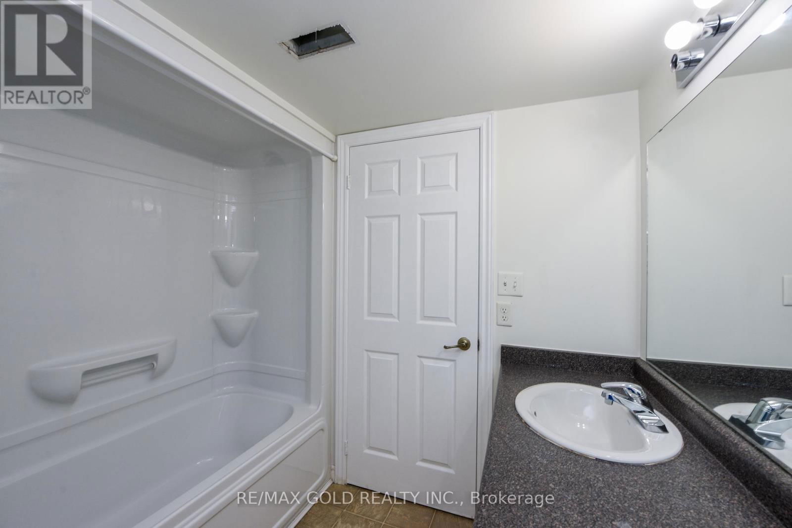 112 - 1471 MAPLE AVENUE Image 29