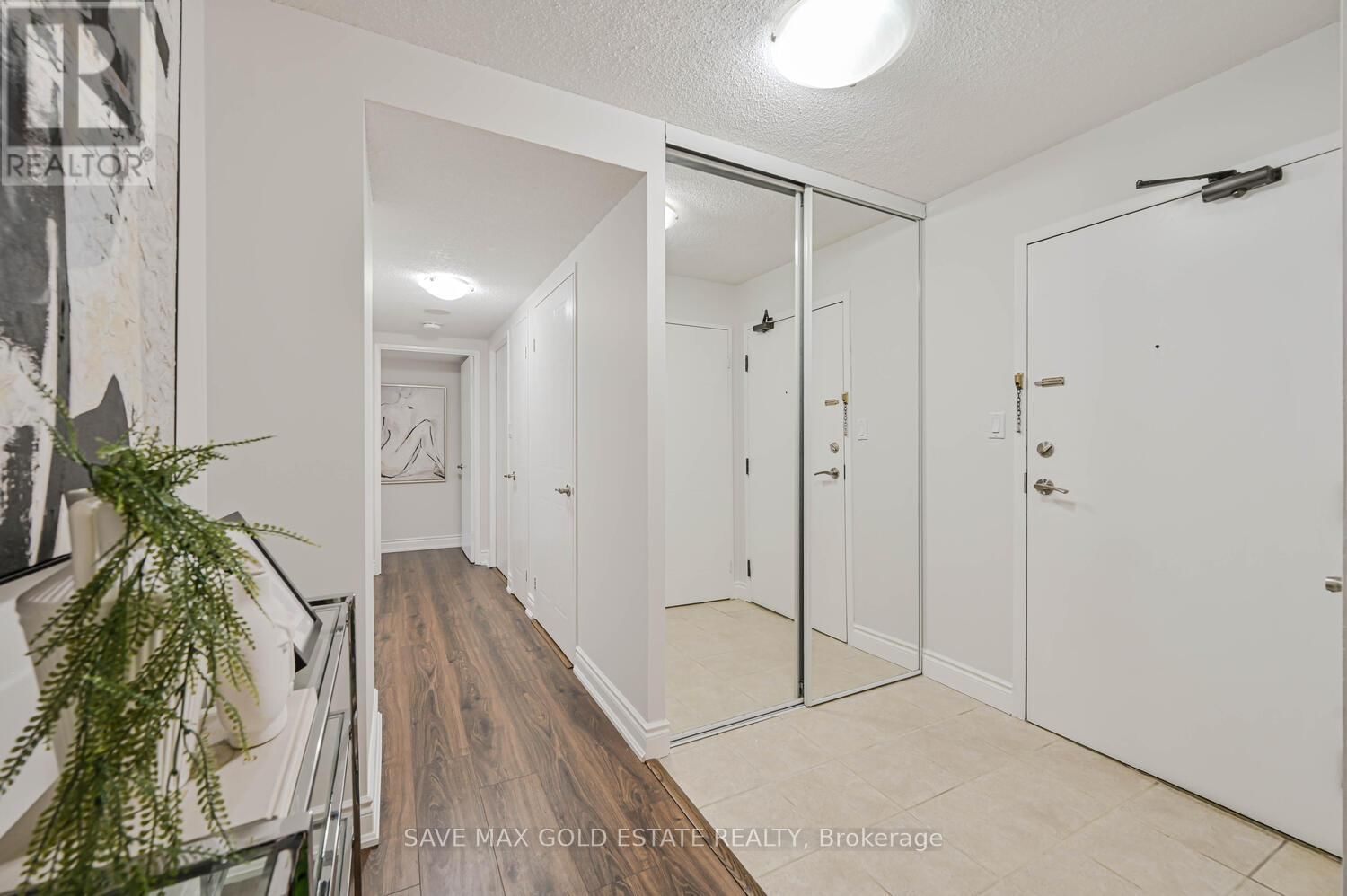 209 - 350 WEBB DRIVE Image 4