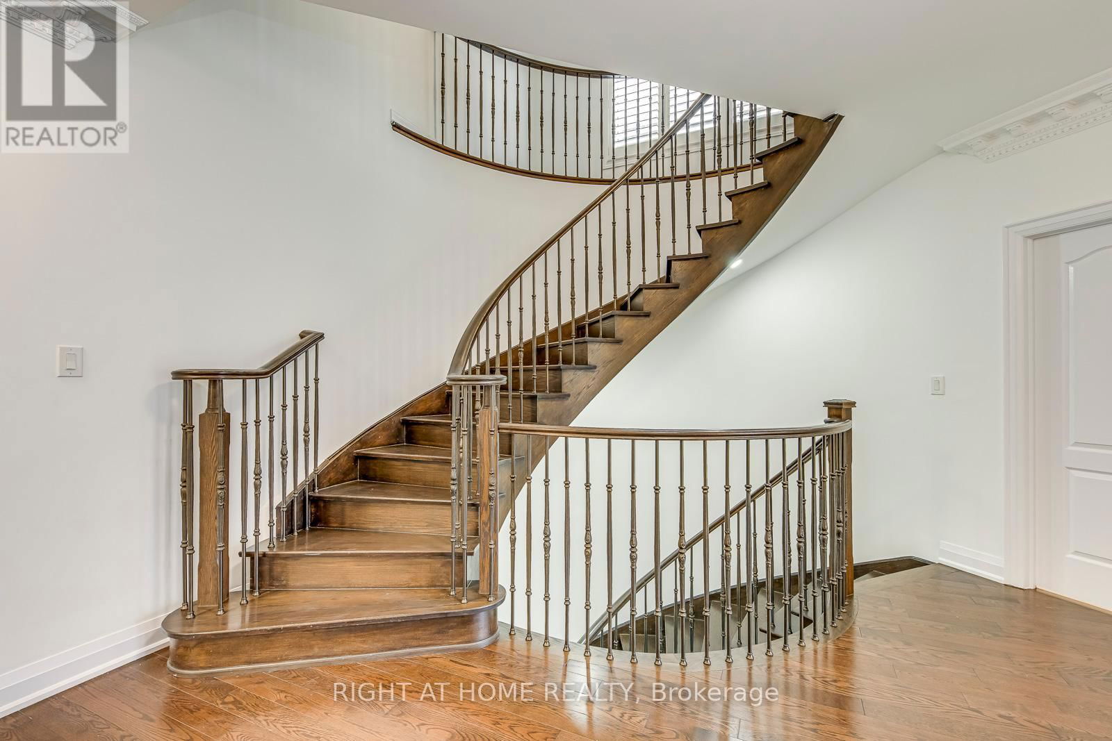 3417 ESCADA DRIVE Image 18