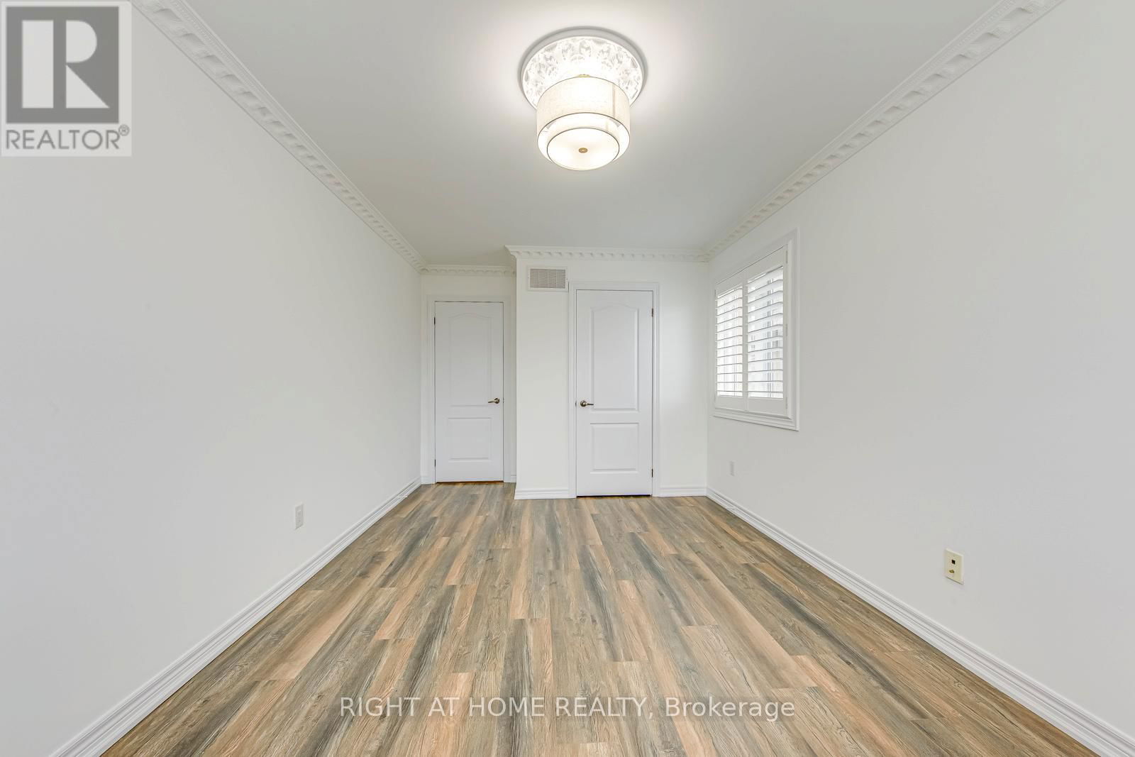 3417 ESCADA DRIVE Image 30