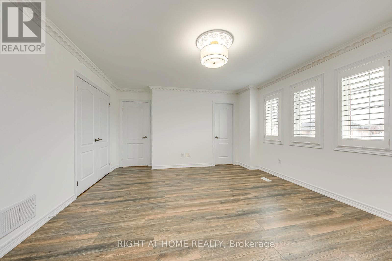 3417 ESCADA DRIVE Image 33