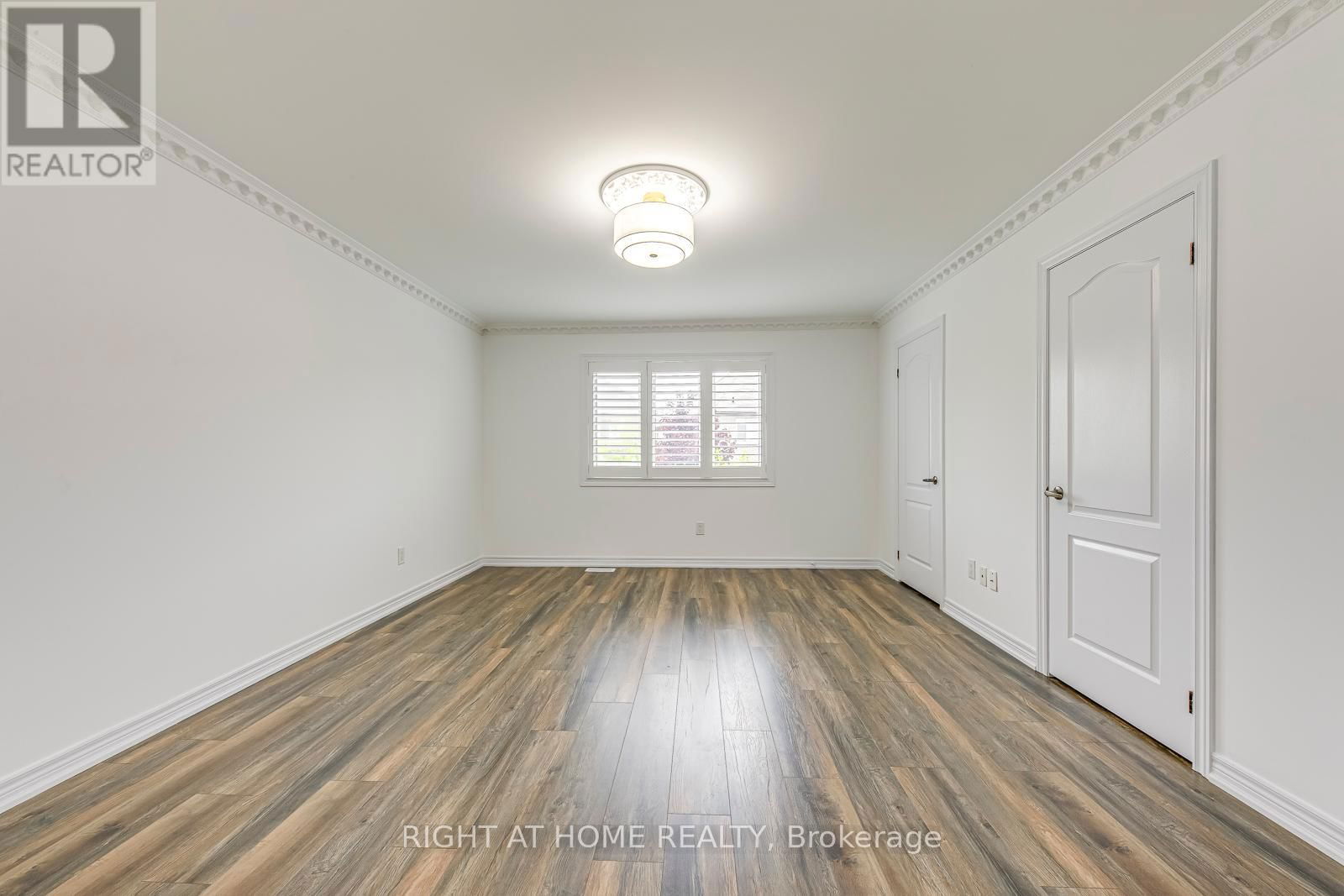 3417 ESCADA DRIVE Image 38