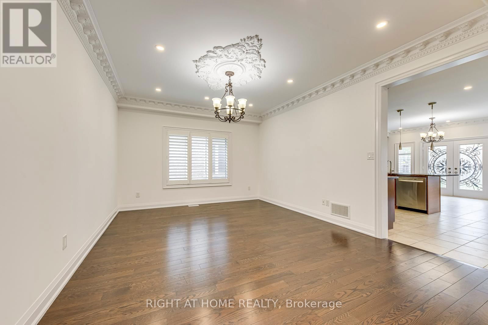 3417 ESCADA DRIVE Image 5