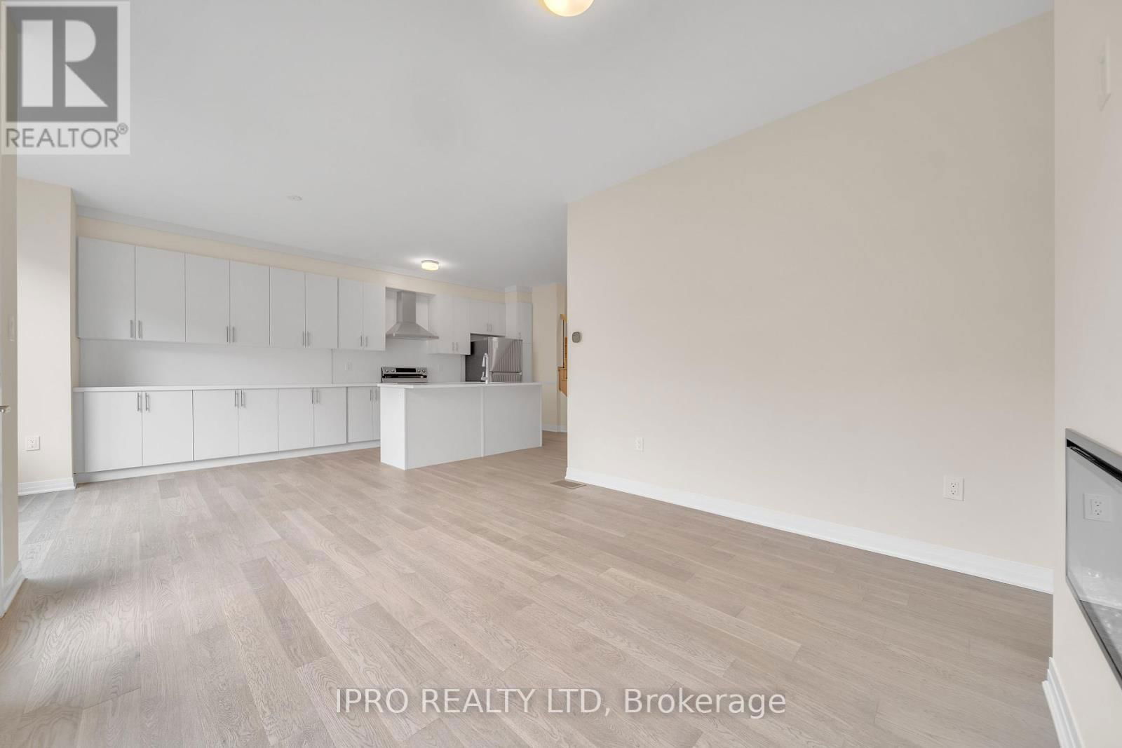 3497 POST ROAD Image 15