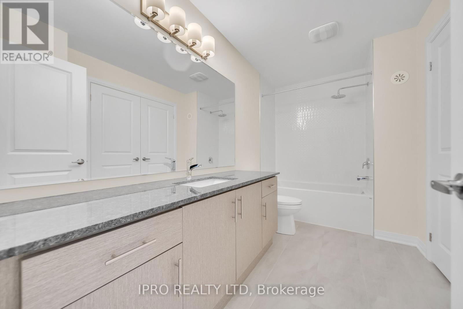 3497 POST ROAD Image 32