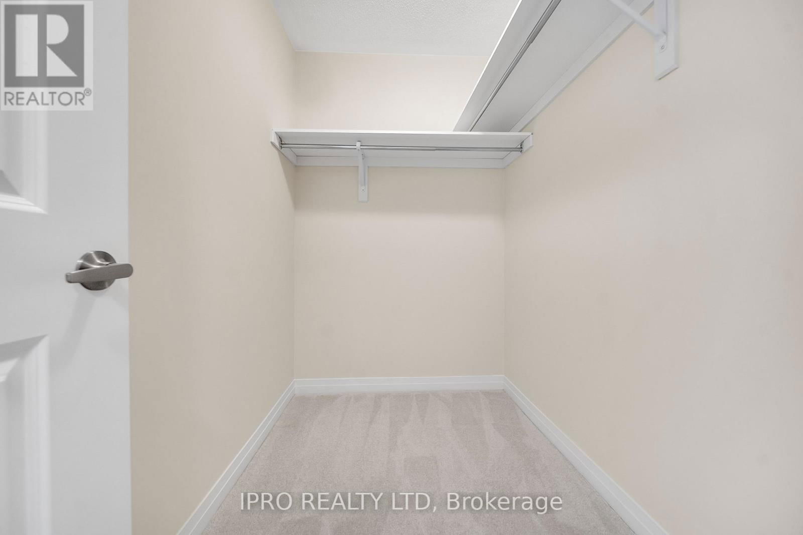 3497 POST ROAD Image 33