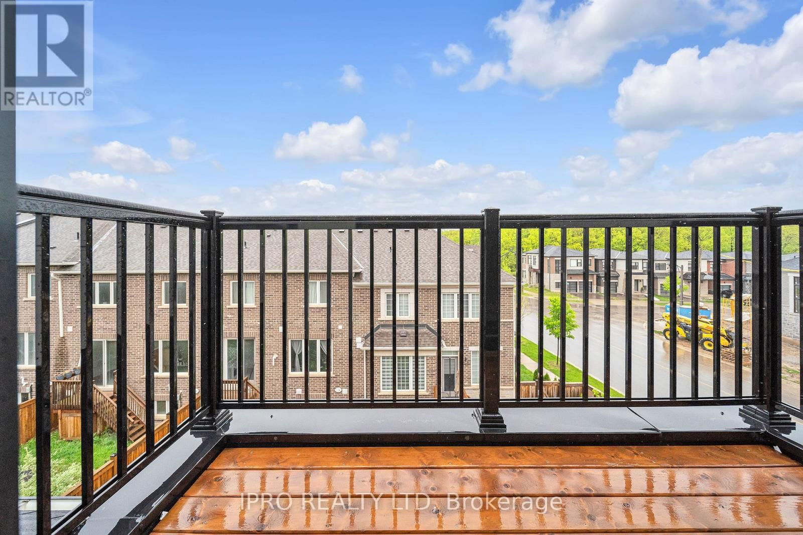 3497 POST ROAD Image 34