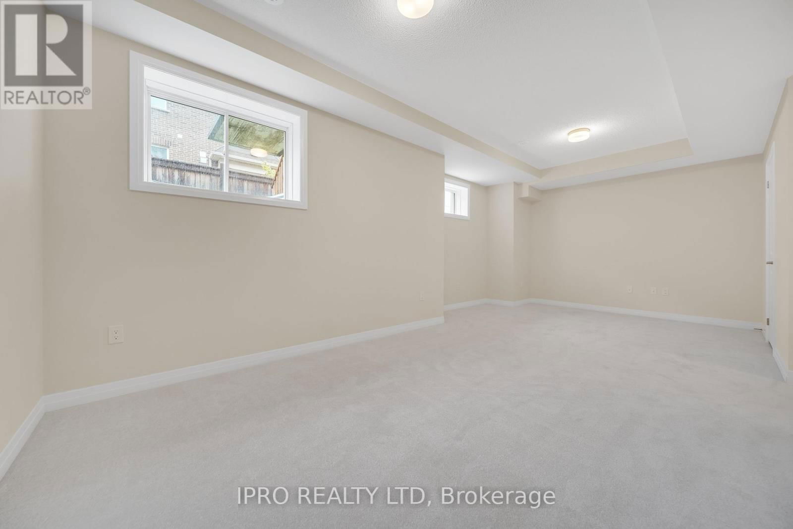 3497 POST ROAD Image 38