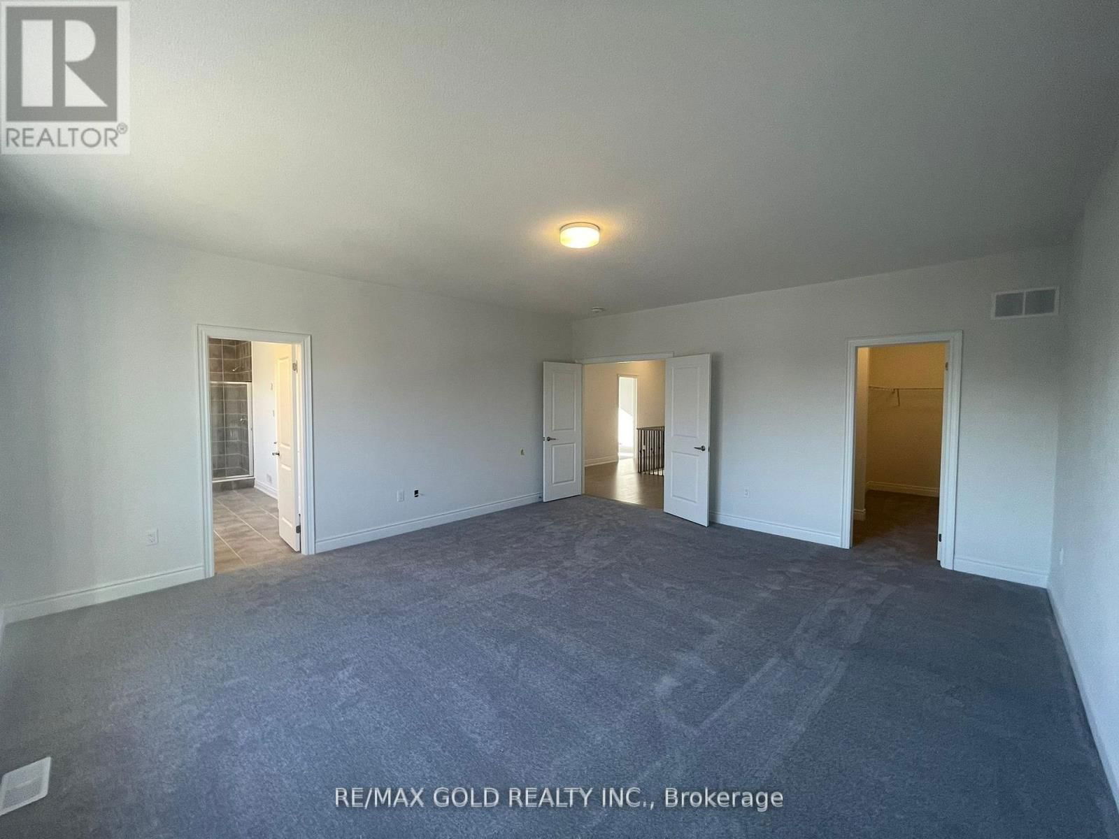 31 DOLOMITE DRIVE Image 13