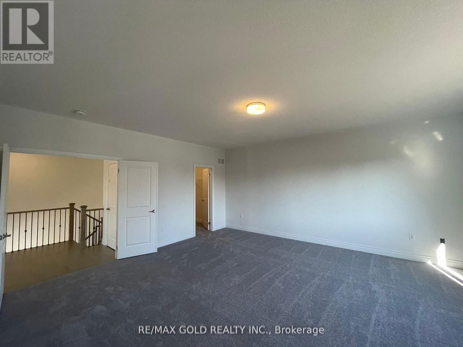 31 DOLOMITE DRIVE Image 16