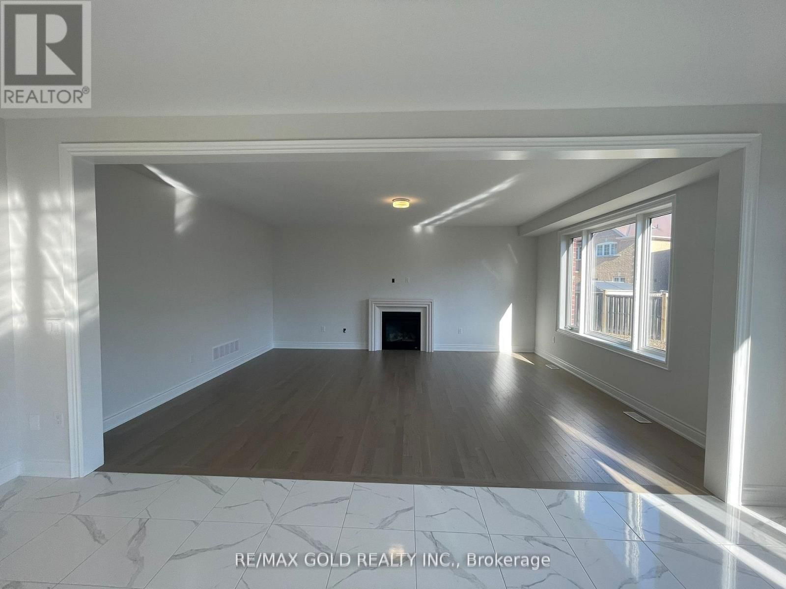31 DOLOMITE DRIVE Image 29