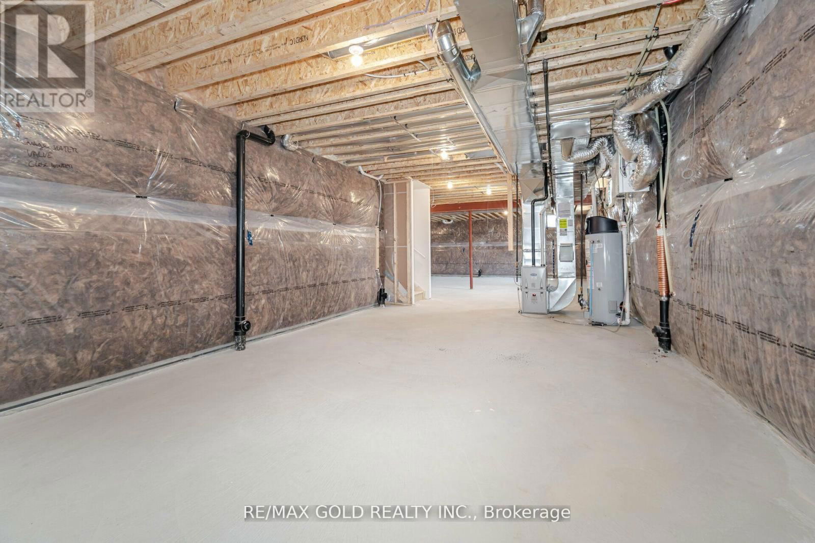 31 DOLOMITE DRIVE Image 47