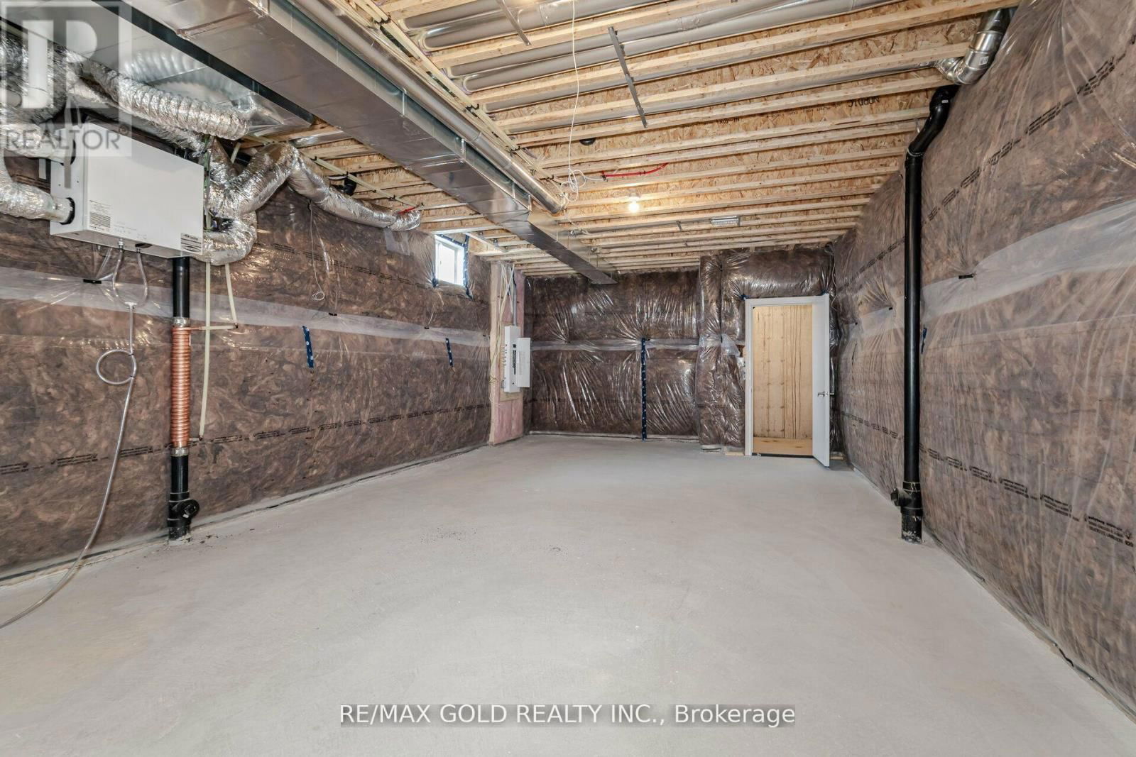 31 DOLOMITE DRIVE Image 48