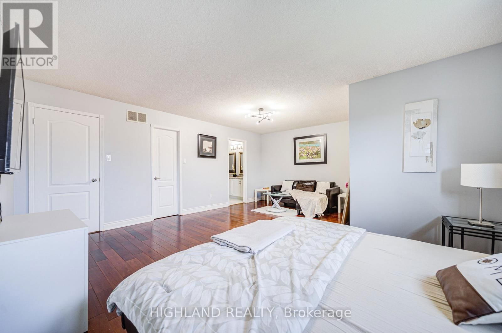 4781 CRYSTAL ROSE DRIVE Image 24