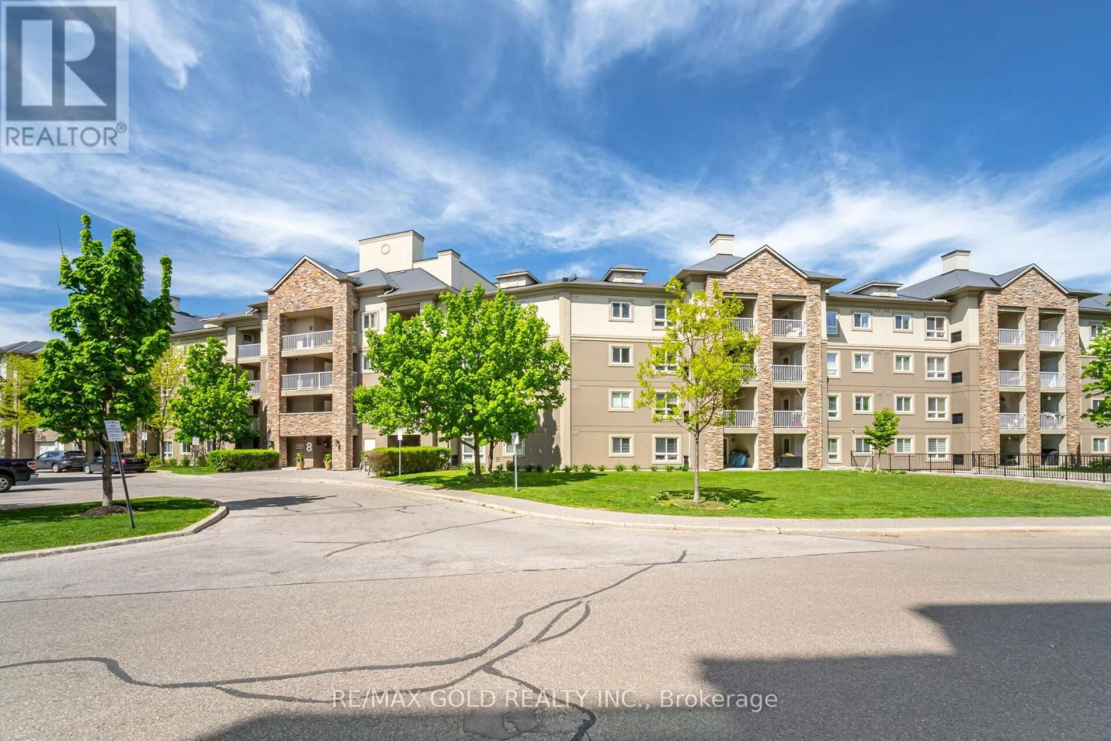 1217 - 8 DAYSPRING CIRCLE Image 1