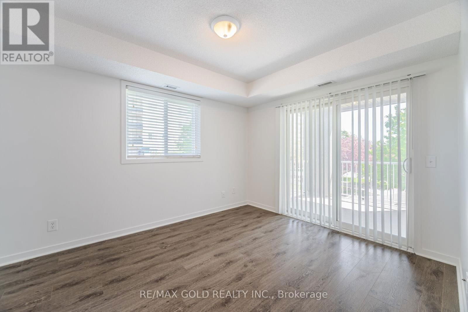 1217 - 8 DAYSPRING CIRCLE Image 25