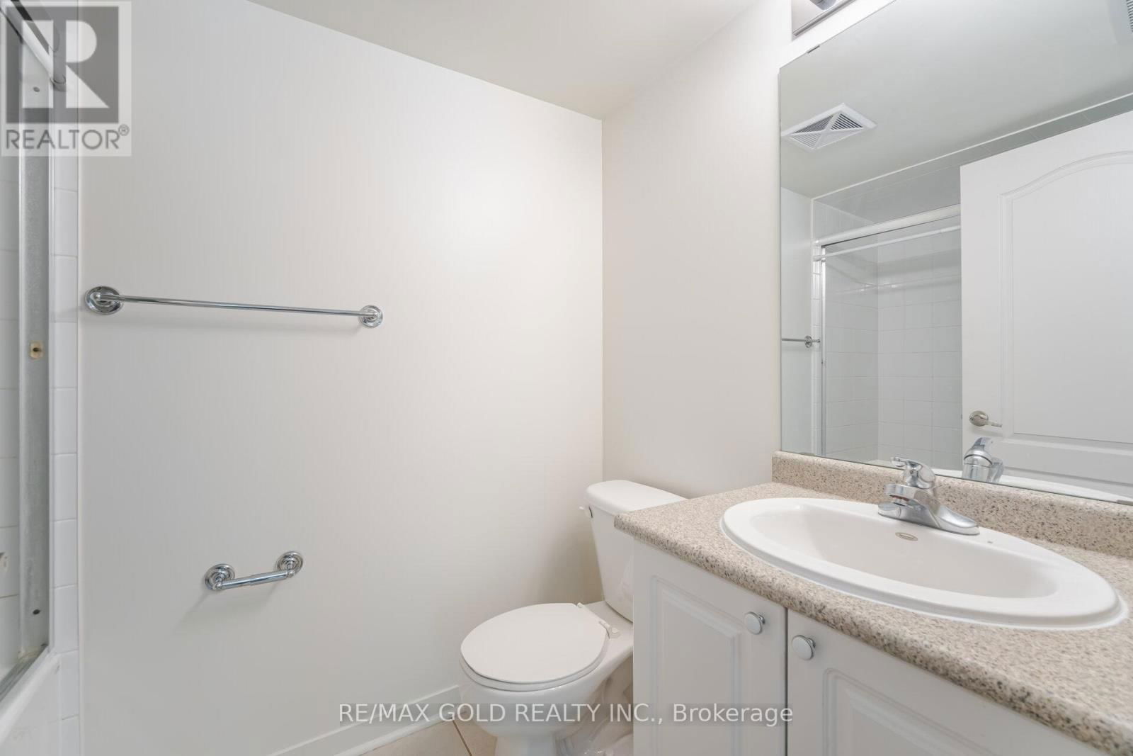 1217 - 8 DAYSPRING CIRCLE Image 29