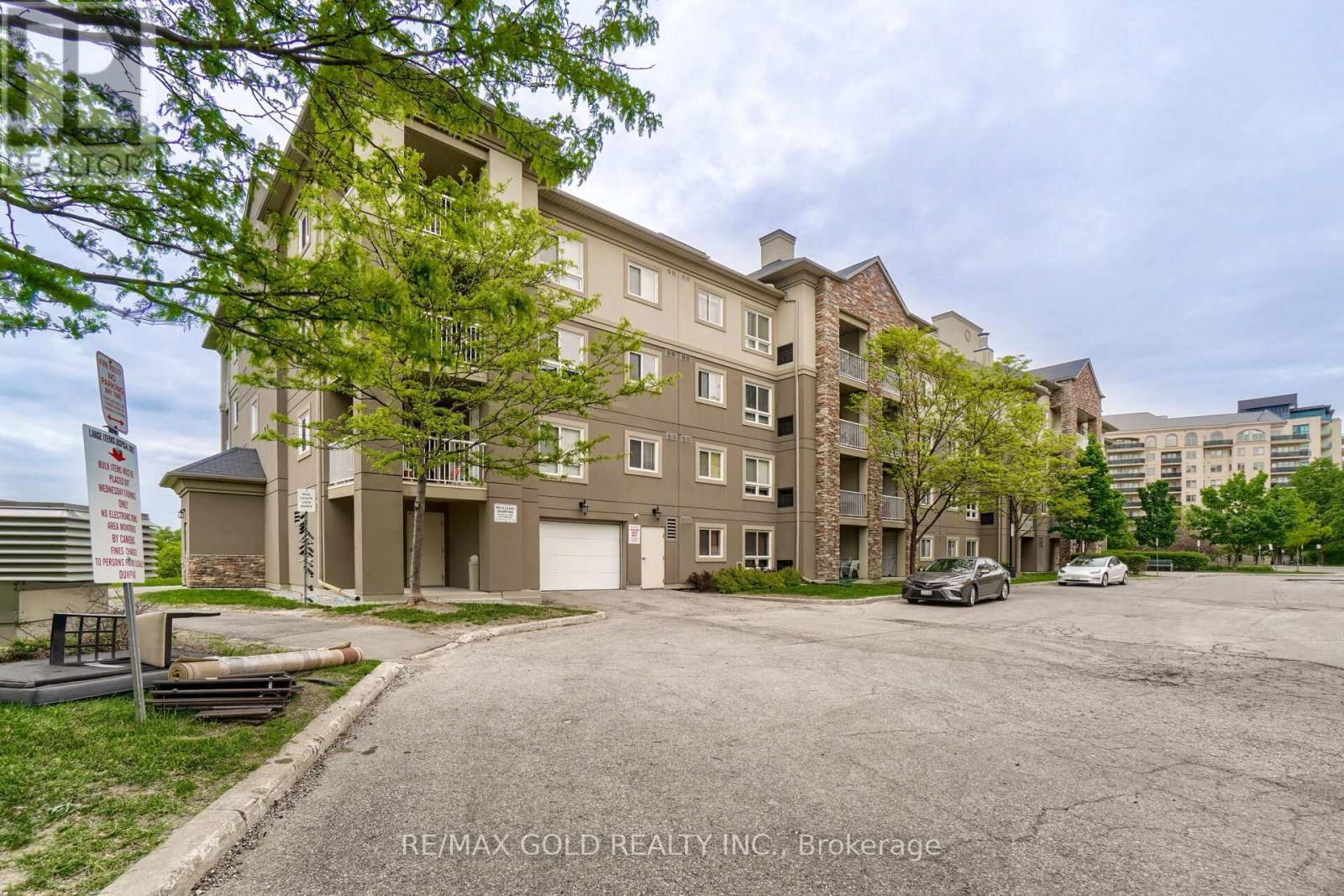 1217 - 8 DAYSPRING CIRCLE Image 3