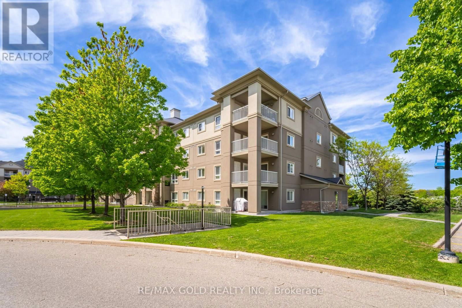 1217 - 8 DAYSPRING CIRCLE Image 39