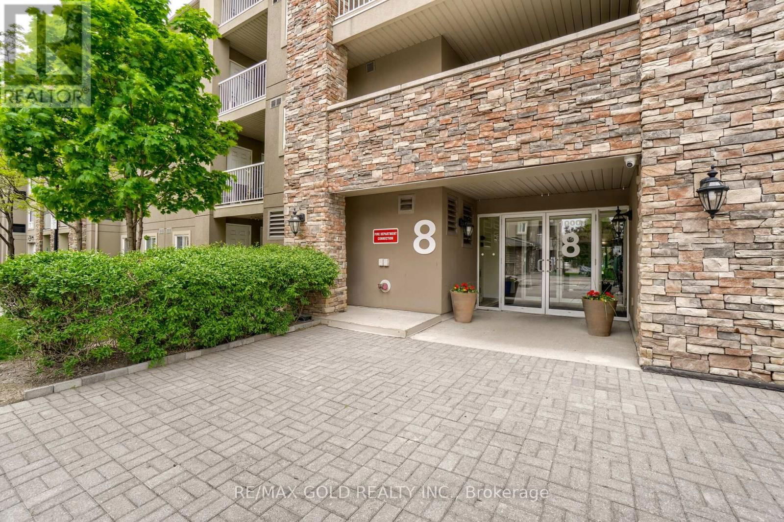 1217 - 8 DAYSPRING CIRCLE Image 4