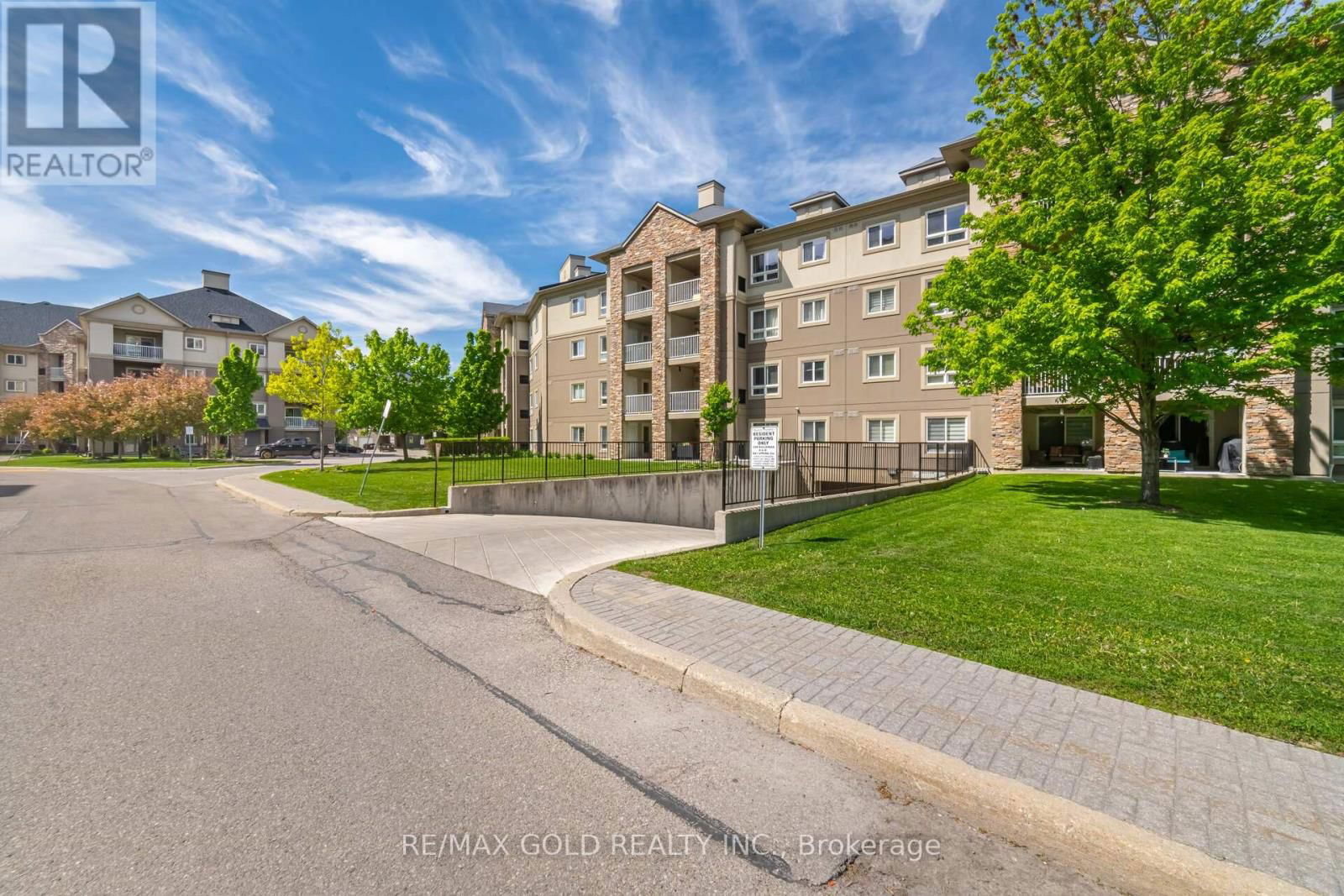 1217 - 8 DAYSPRING CIRCLE Image 40