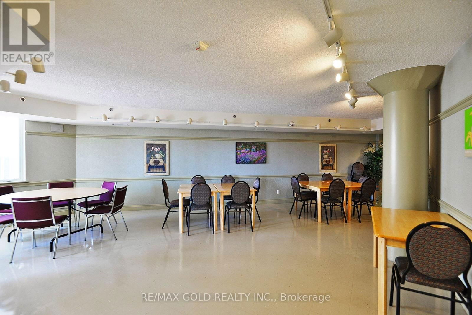 1217 - 8 DAYSPRING CIRCLE Image 41