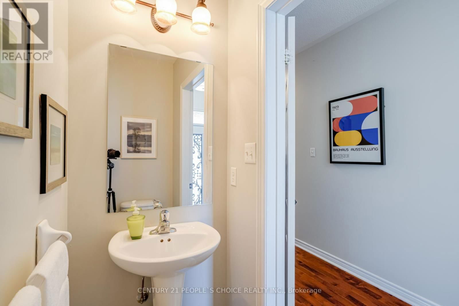 9 SAINT EUGENE STREET Image 10