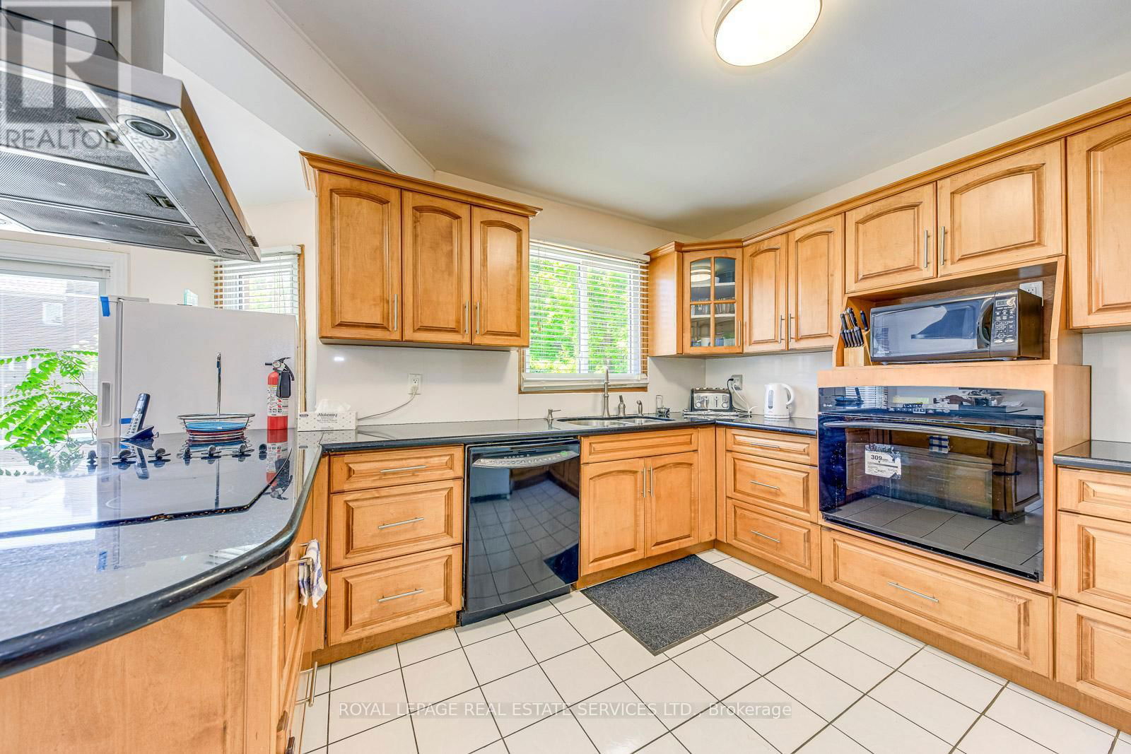 5464 ELGAR COURT Image 14