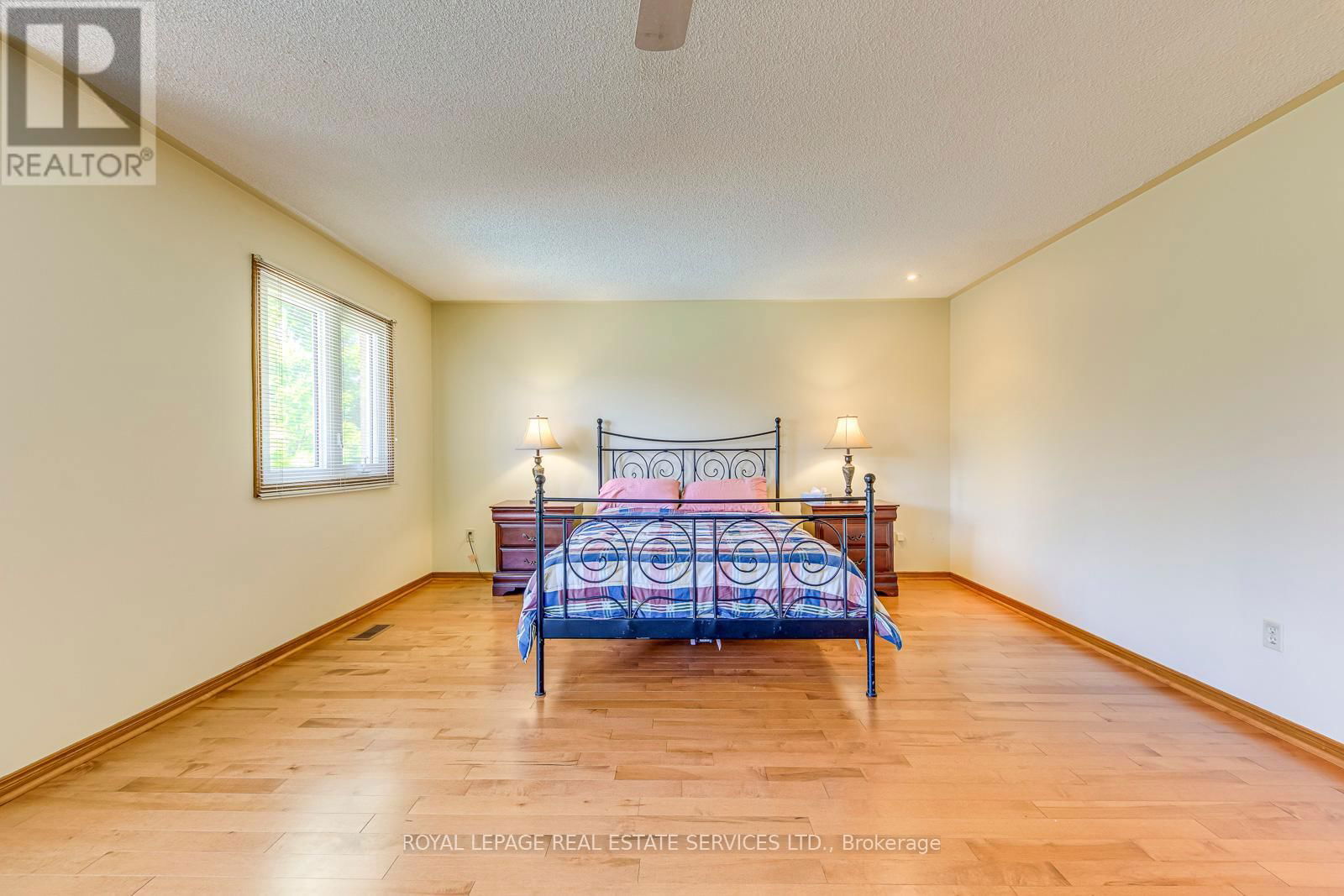5464 ELGAR COURT Image 19