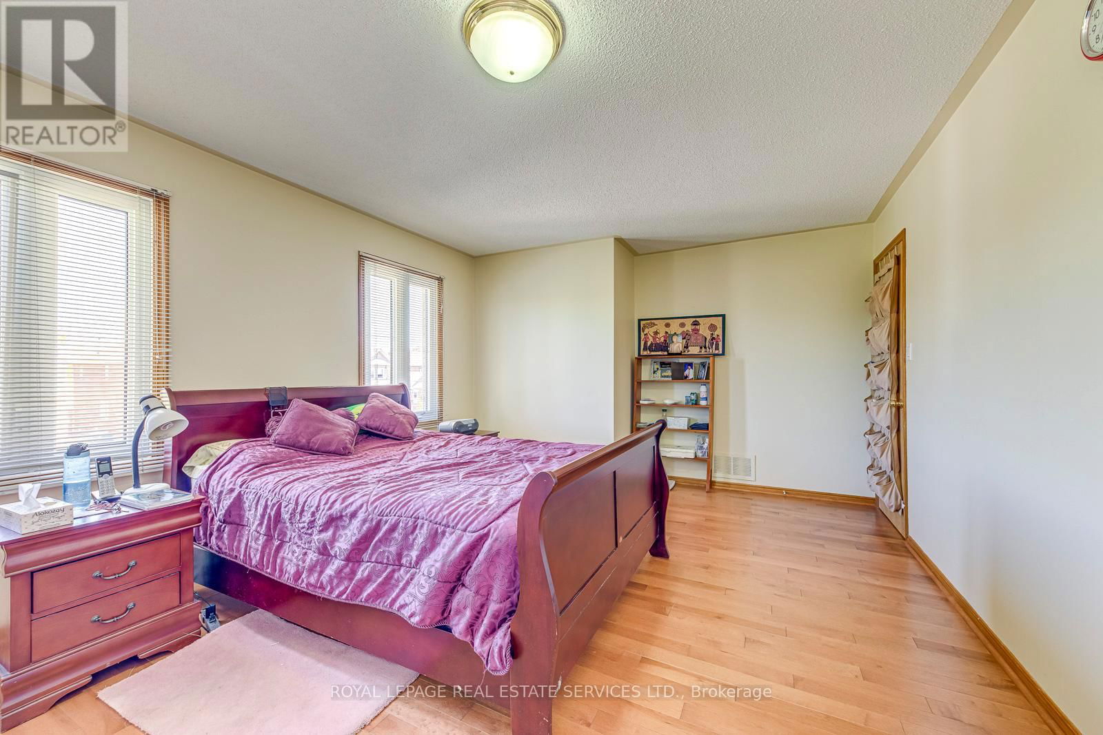 5464 ELGAR COURT Image 26