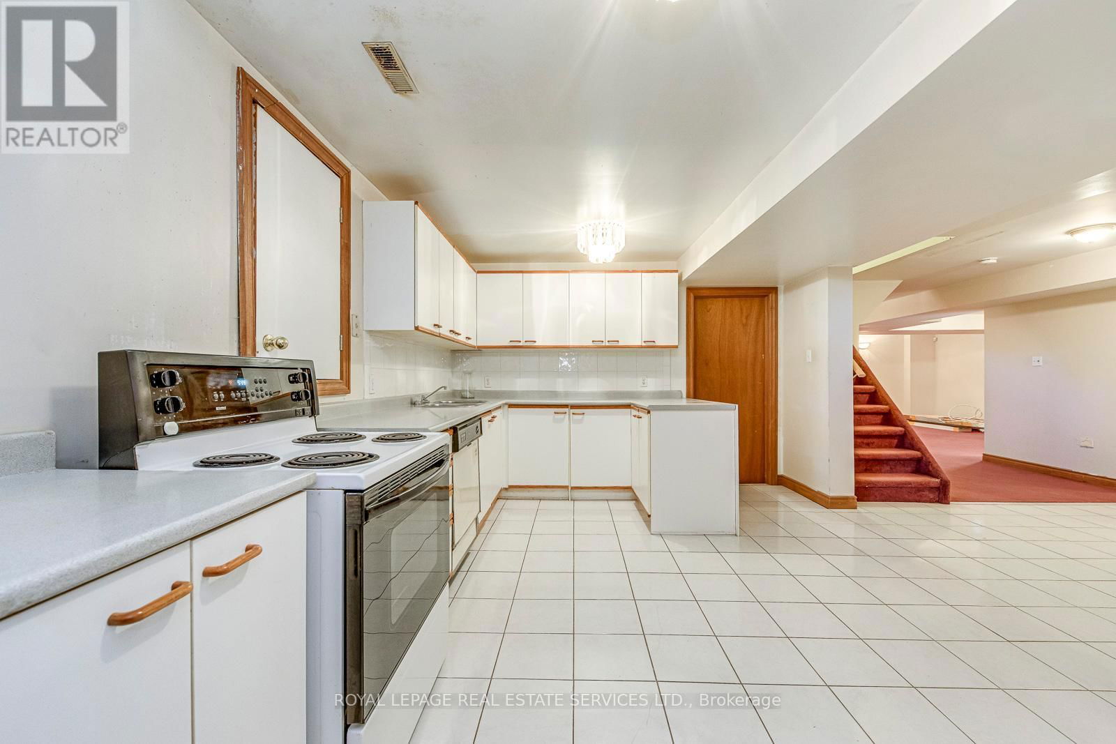 5464 ELGAR COURT Image 41