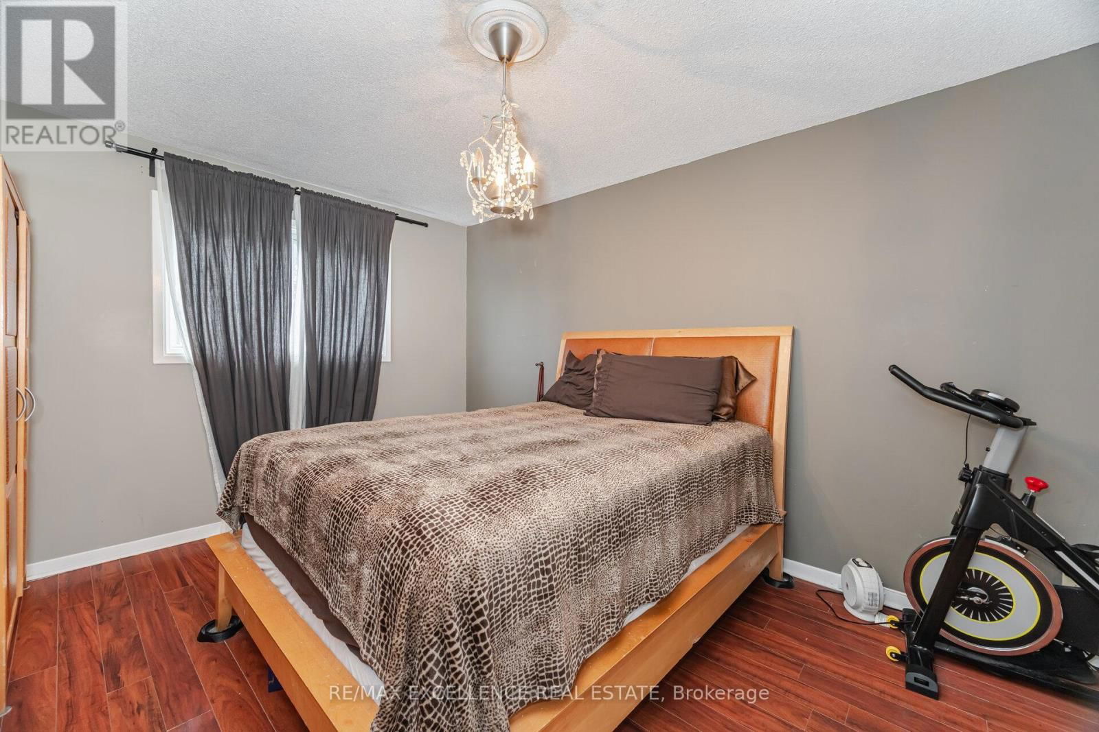 112 ELDERWOOD PLACE Image 16