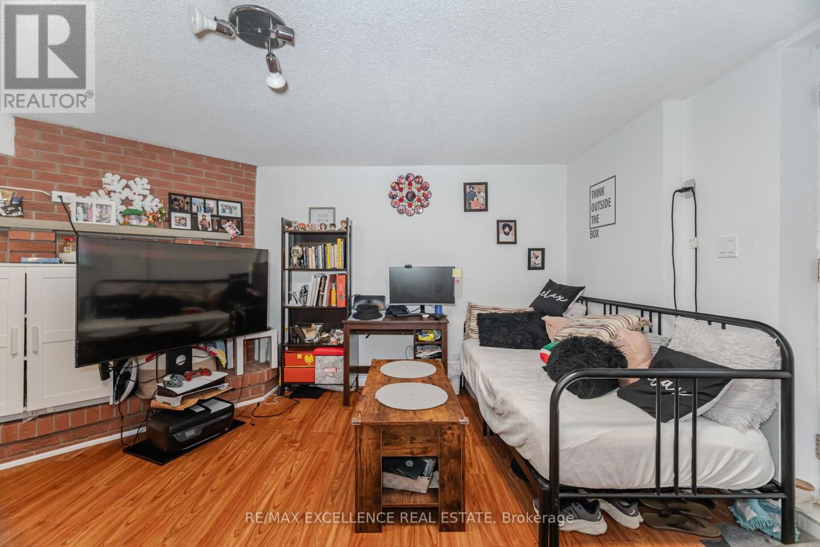 112 ELDERWOOD PLACE Image 29