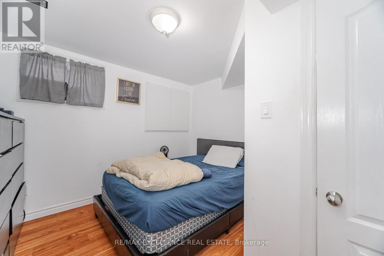 112 ELDERWOOD PLACE Image 37