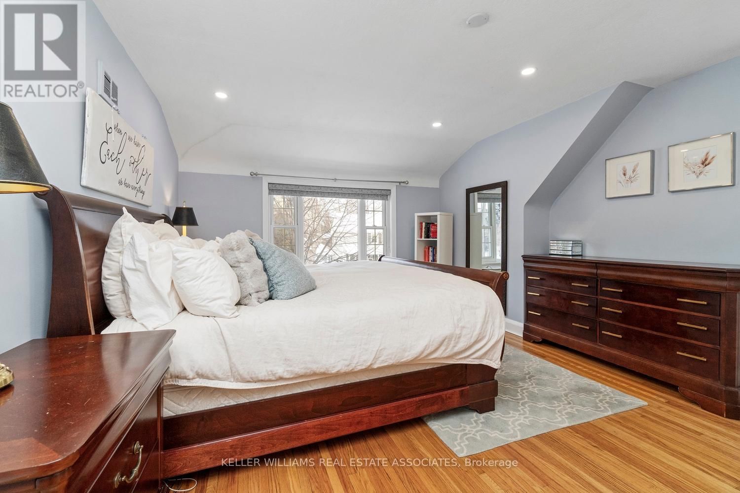 36 JOHN STREET SOUTH Image 24