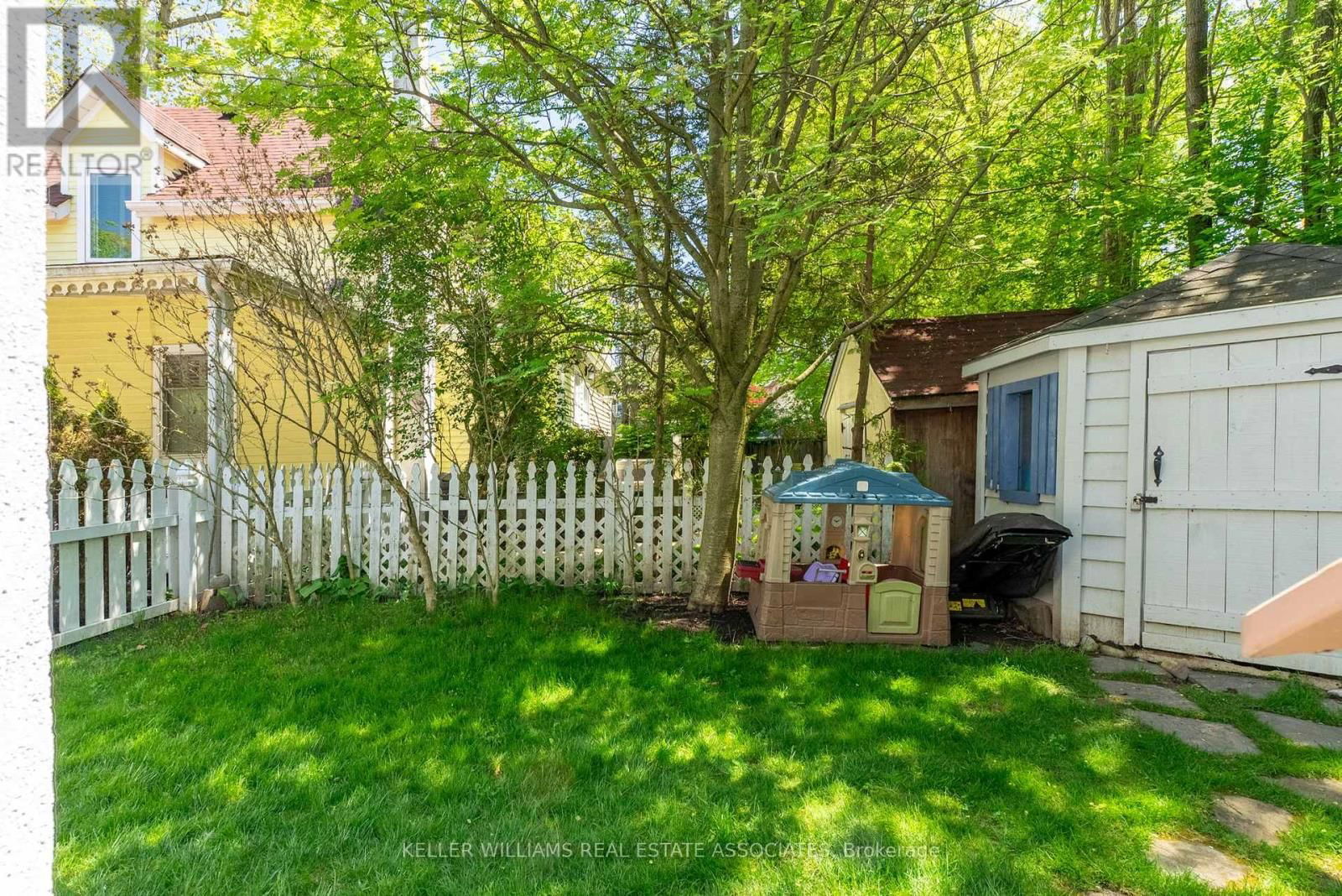 36 JOHN STREET SOUTH Image 46