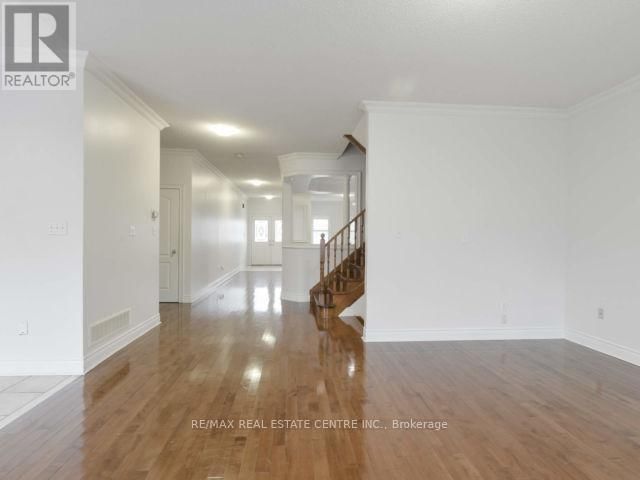 21 BUSTER DRIVE Image 13