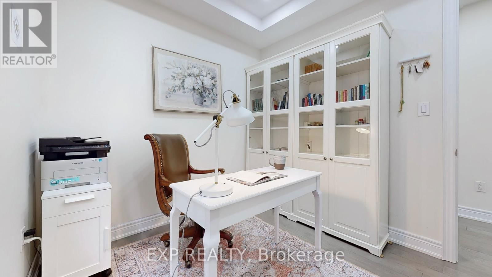 15 FROST STREET Image 7