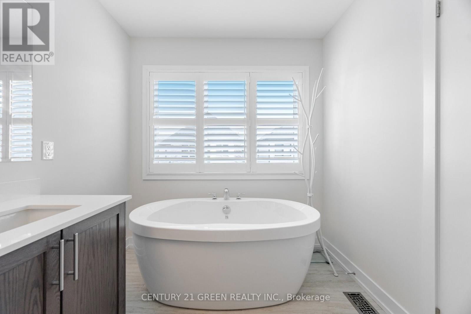 608 LEATHERLEAF LANDING Image 26