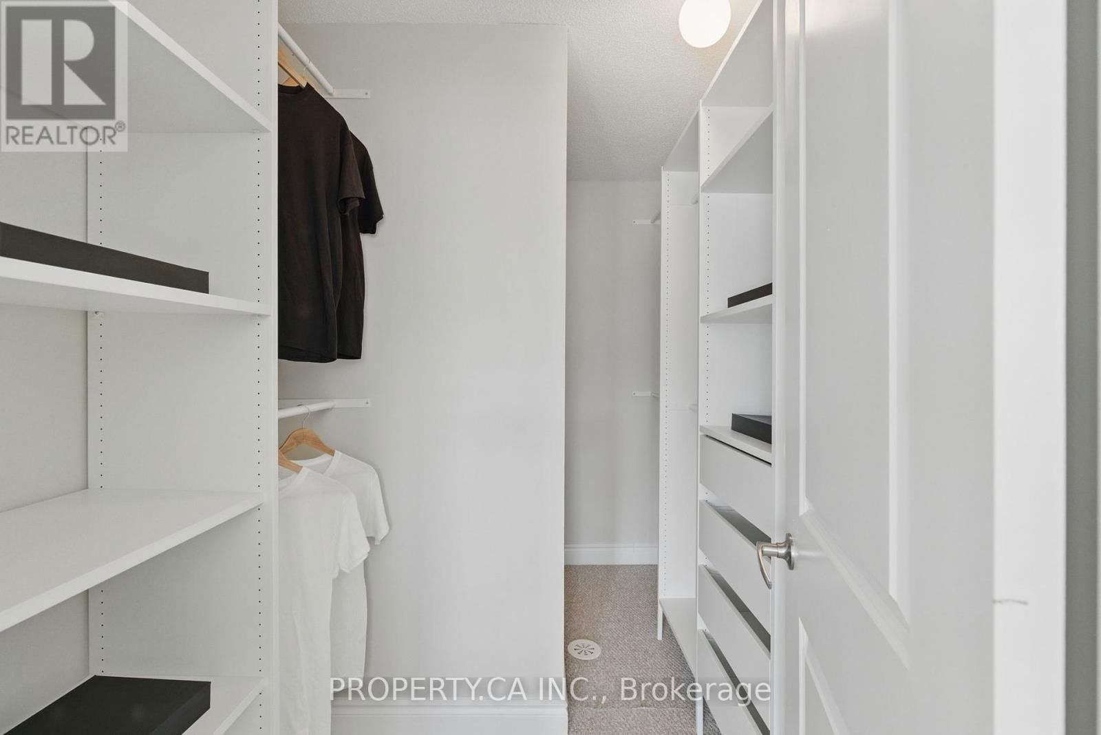 1022A ISLINGTON AVENUE Image 21