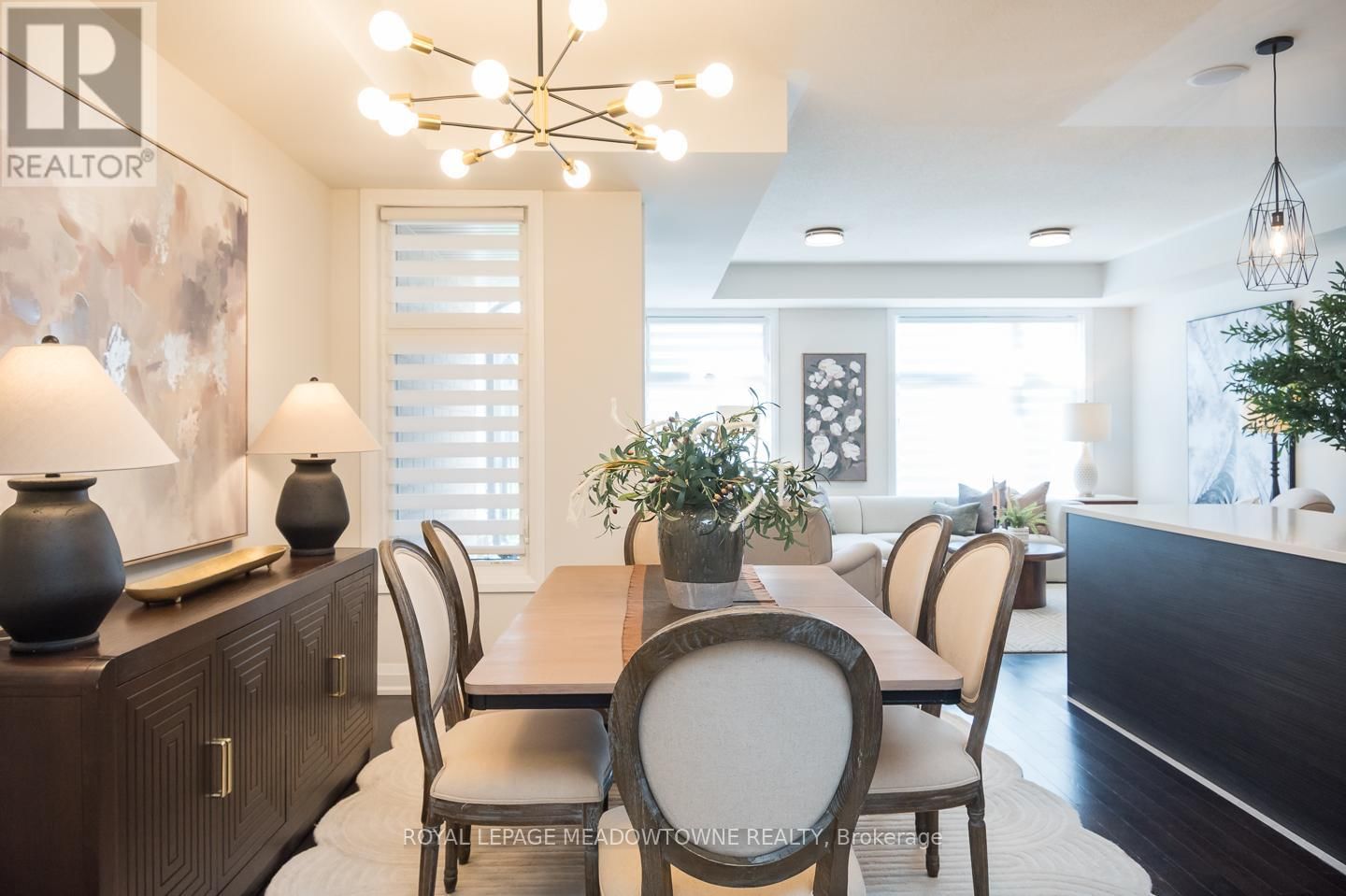 2476 BADGER CRESCENT Image 11