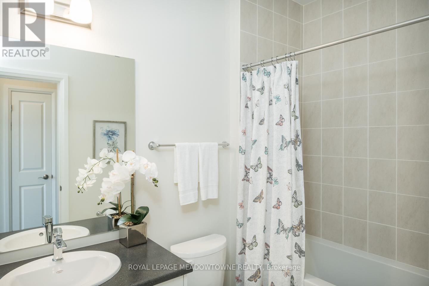 2476 BADGER CRESCENT Image 34